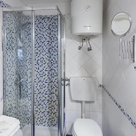 Cadelcivich - Mansarda Centro Apartment